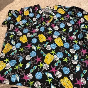 Beach Day Scrub Top